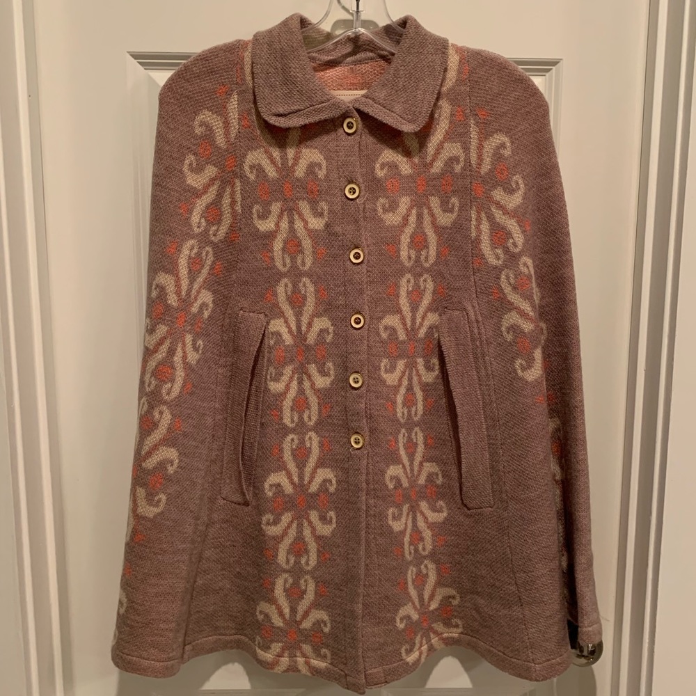 Gorgeous Anthropologie Cape
